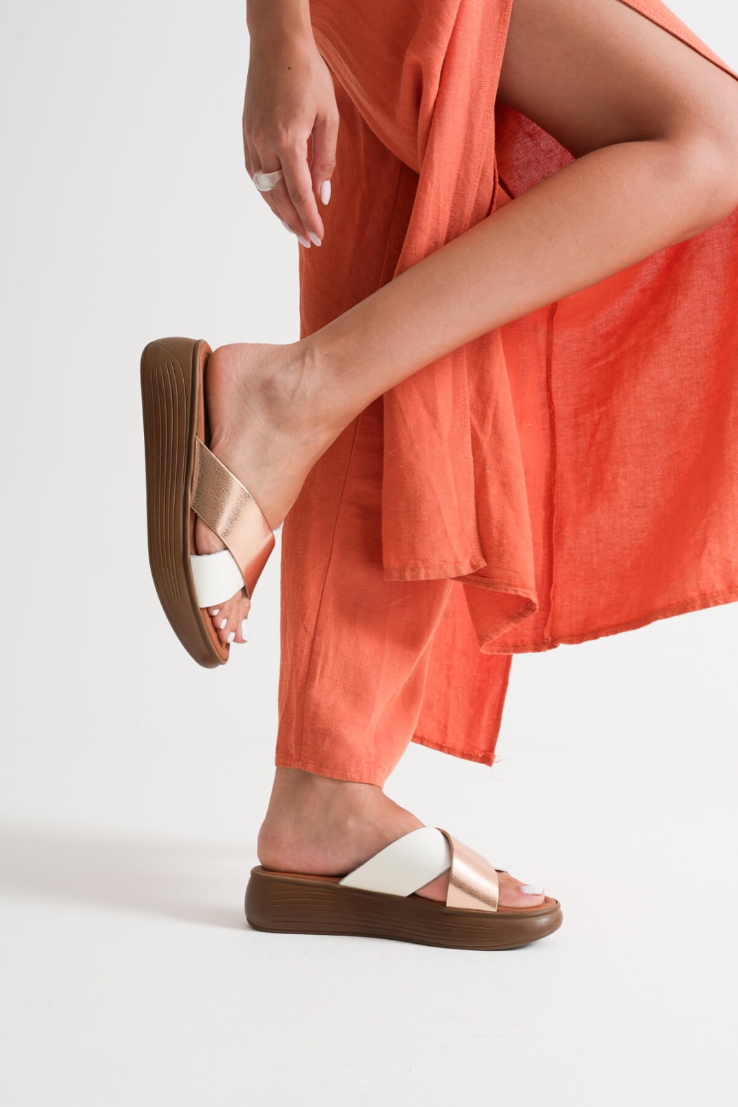 Fayn Gunluk Hakiki Deri Terlik