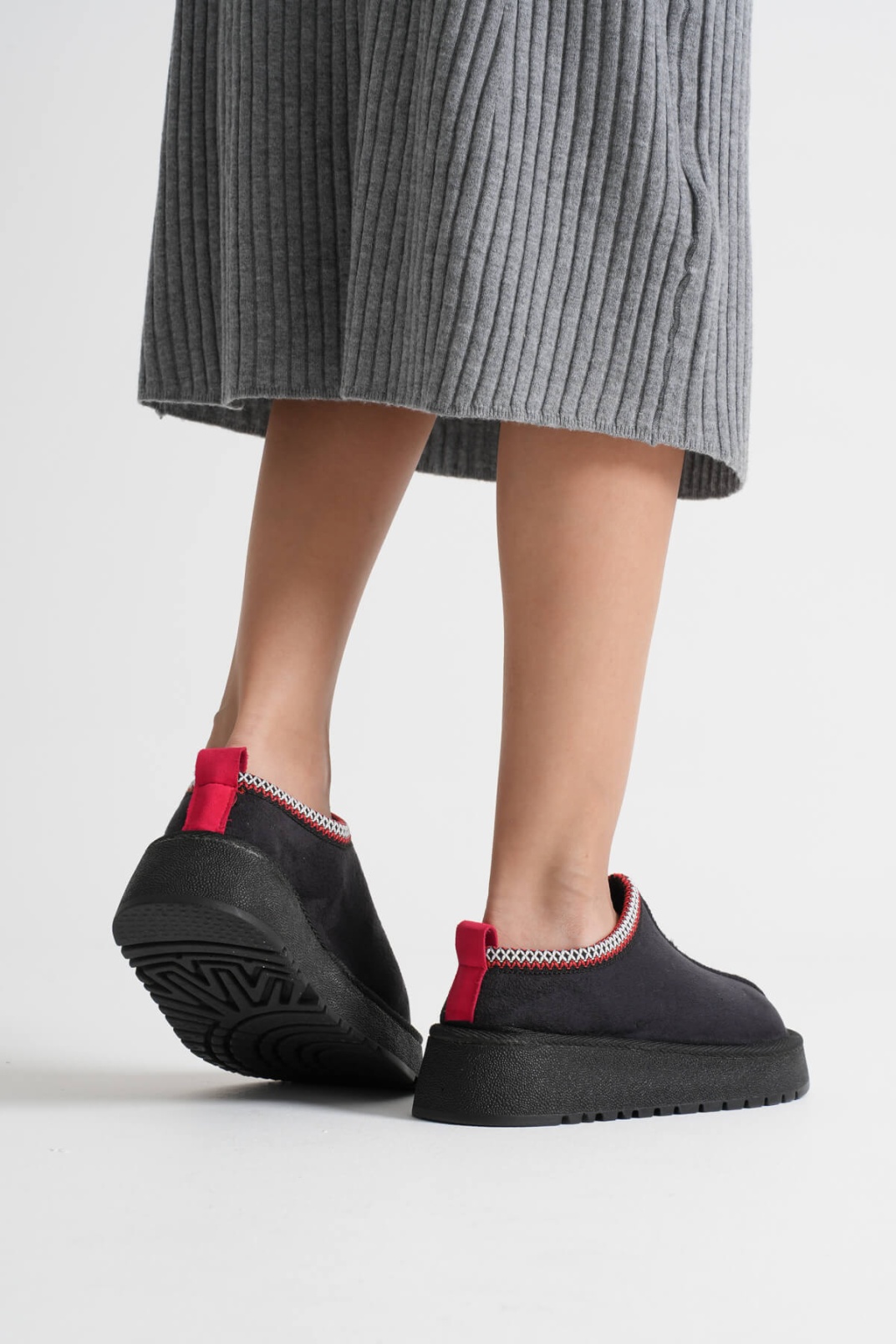 Elsa Kadın Siyah Kışlık Kürklü Terlik