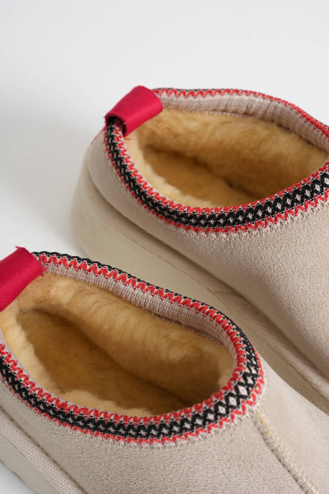 Elsa Kadın Bej Kışlık Kürklü Terlik