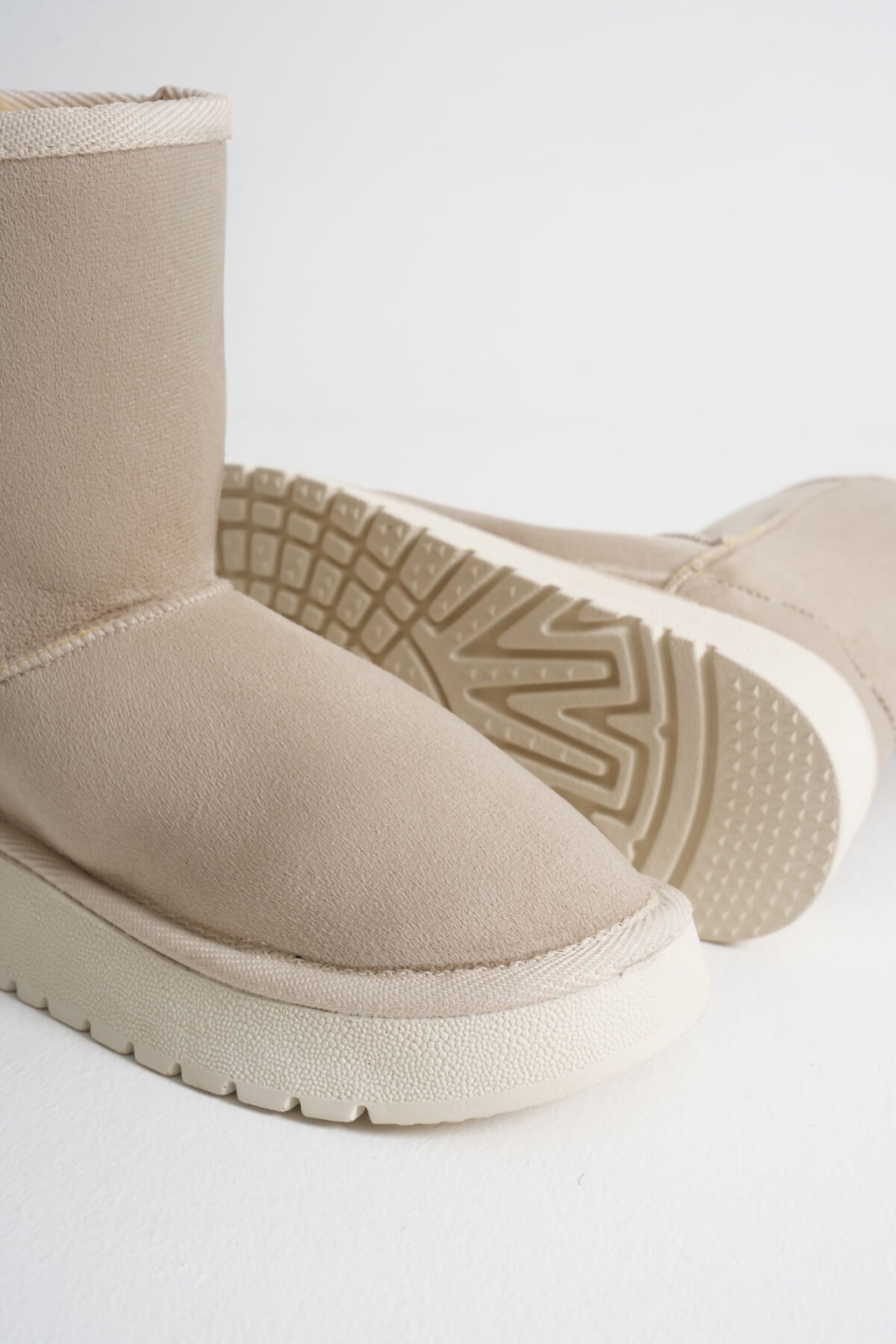 Anisa Kadın Bej Kışlık Kürklü Bot