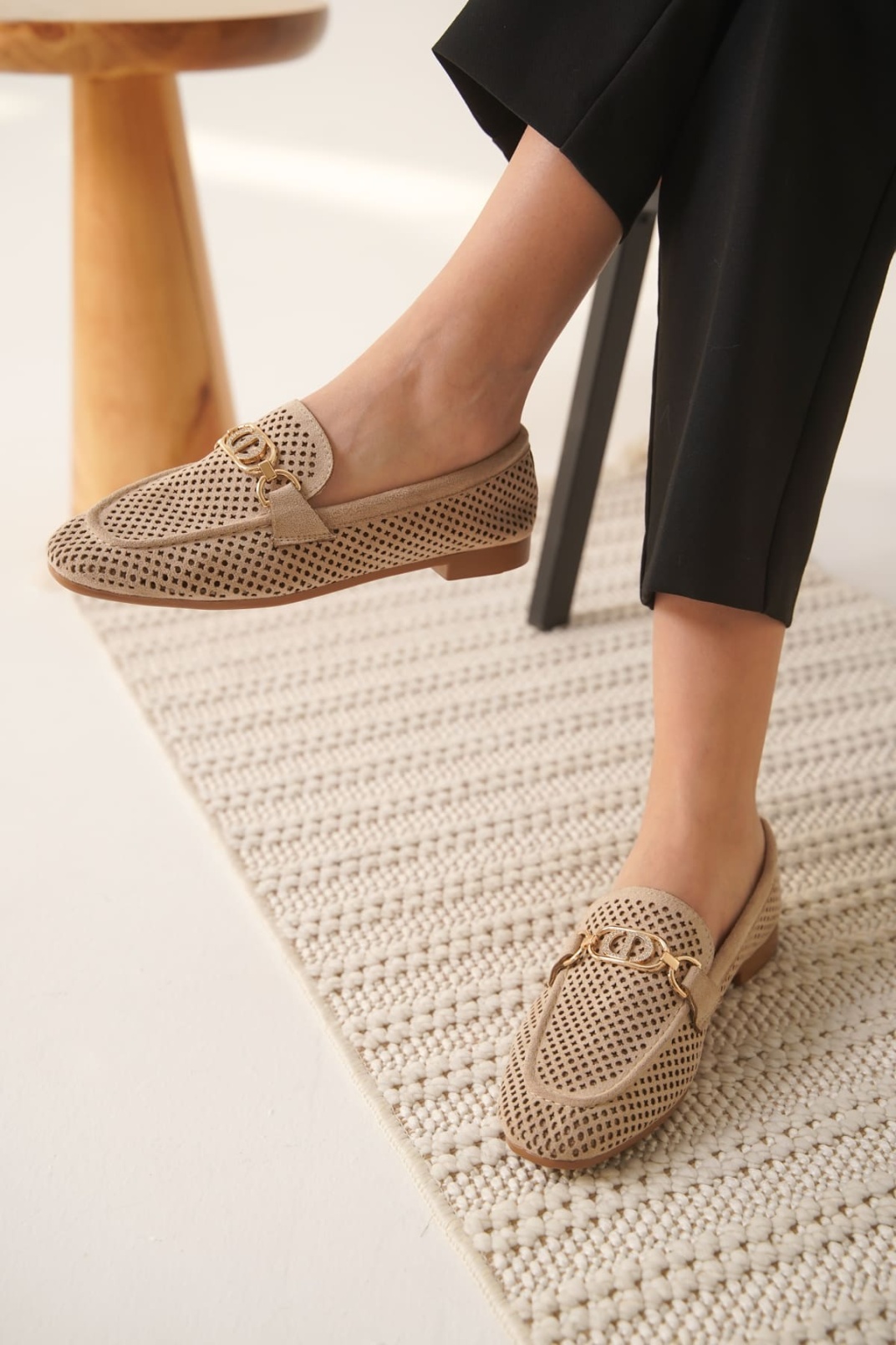 Kadın Süet Bej Günlük Ayakkabı TR27MS02B