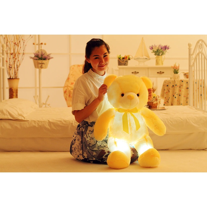 GlowBear™ – Renk Değiştiren LED Işıklı Peluş Ayıcık | Gece Lambalı Oyuncak