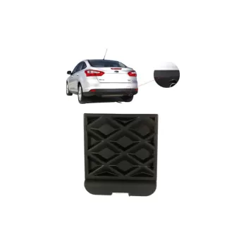 Ford Focus 3 Sedan Arka Tampon Çeki Demir Kapağı 2011-2018