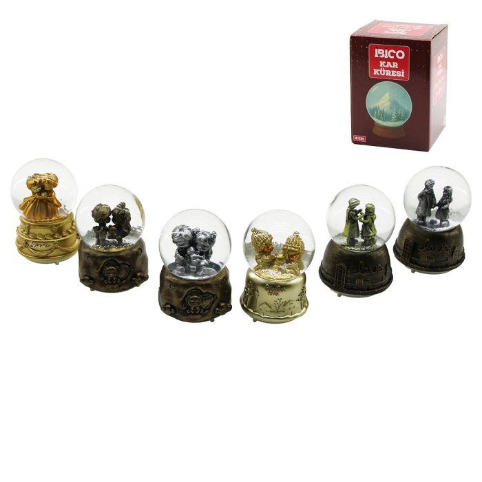 ORTA BOY - 8CM PİLLİ - IŞIKLI MÜZİKLİ KAR KÜRESİ CAM ESKİTME İNSAN FİGÜRLÜ - DESEN MİX RENKLİ HERHANGİ BİR TANESİ GÖNDERİLİR (5460)