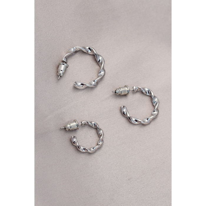 Burgu Model Gümüş Metal Küpe Seti