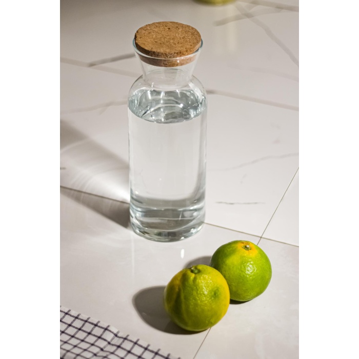 Mantar Kapaklı Karaf & Sürahi 1.5 Lt (Buzdolabı Kapak Rafına Sığar)