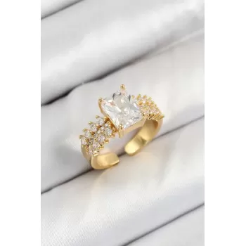 Pirinç Büyük Zirkon Taşlı Model Gold Renk Kadın Yüzük