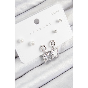 Pirinç Zirkon Taşlı Sallantılı Kare Model Gümüş Renk 925 Ayar Gümüş Çivi Kadın Küpe Set -