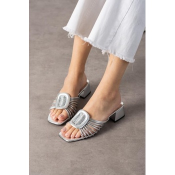 Anca Gümüş Rugan Topuklu Terlik - Lisinya