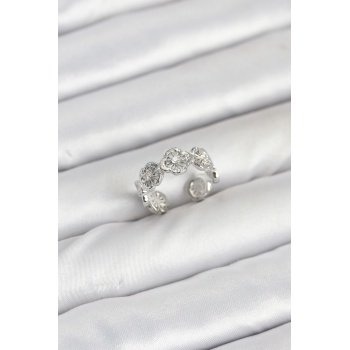 Pirinç Gümüş Renk Yonca Model Kadın Yüzük -