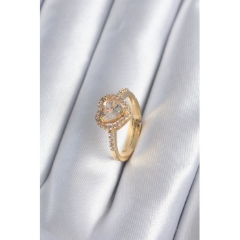 Pirinç Gold Renk Zirkon Taşlı Kalp Charm Model Kadın Yüzük - Lisinya