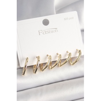 925 Ayar Gümüş Çivi Pirinç Gold Renk Üçgen Model Kadın Küpe Seti - Lisinya