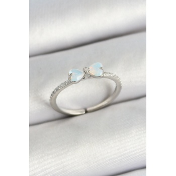 Pirinç Fiyonk Figürlü Zirkon Taşlı Gümüş Renk Ayarlanabilir Kadın Yüzük - Lisinya