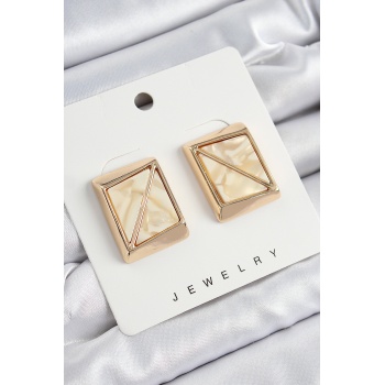 Pirinç Krem Üçgen Kesim Detaylı Kare Model Vintage Gold Renk Kadın Küpe - Lisinya