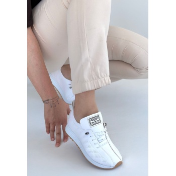 Fiert Beyaz Cilt Bağcıklı Spor Ayakkabı - Lisinya