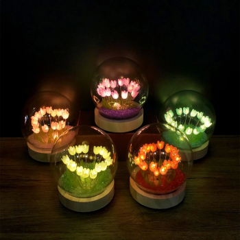 Led Işıklı Lale Cam Fanus - Lisinya