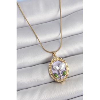 316L Çelik Gold Renk Mor İncili Çiçek İşlemeli Portre Model Kadın Kolye - Lisinya