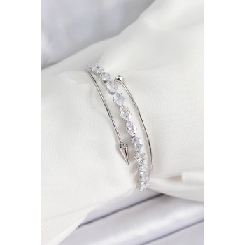 Pirinç Gümüş Renk Arpa Zirkon Taşlı Kadın Bileklik - Lisinya