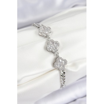 Pirinç Zirkon Taşlı Yonca Model Gümüş Renk Kadın Bileklik - Lisinya