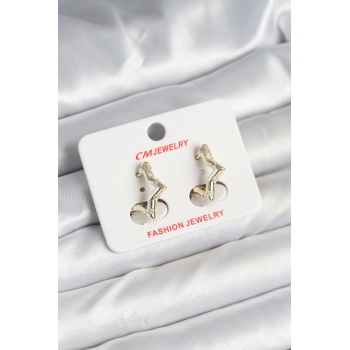 Pirinç Gold Renk Yıldız Model Kadın Küpe - Lisinya