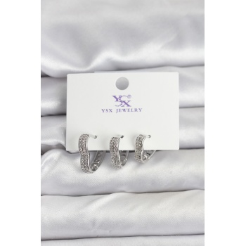 Gümüş Renk Pirinç Zirkon Taşlı Kalpli Kadın Küpe - Lisinya