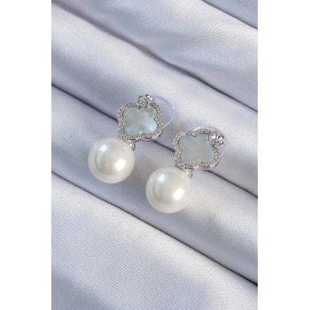 Pirinç Gümüş Renk Zirkon Taşlı Minimal Çiçek Tasarımlı Kadın Küpe - Lisinya