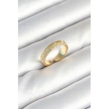 Gold Renk Şerit Zirkon Taşlı Kadın Yüzük - Lisinya