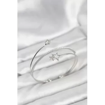 Yıldızlı Model Pirinç Gümüş Renk Kadın Bileklik