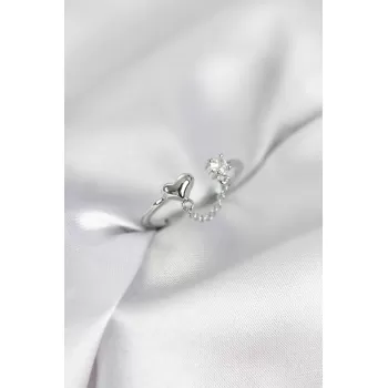 Zincir Sallantılı Kalp Model Gümüş Renk Kadın Yüzük