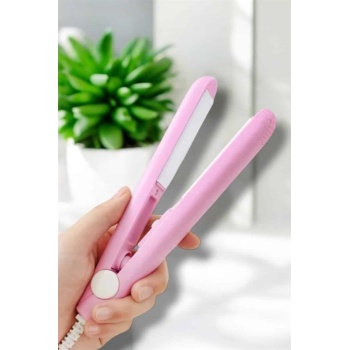 Kompakt ve Hafif: Elektriklenme Karşıtı Mini Saç Düzleştirici -