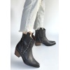 Matin Siyah Cilt Topuklu Bot -