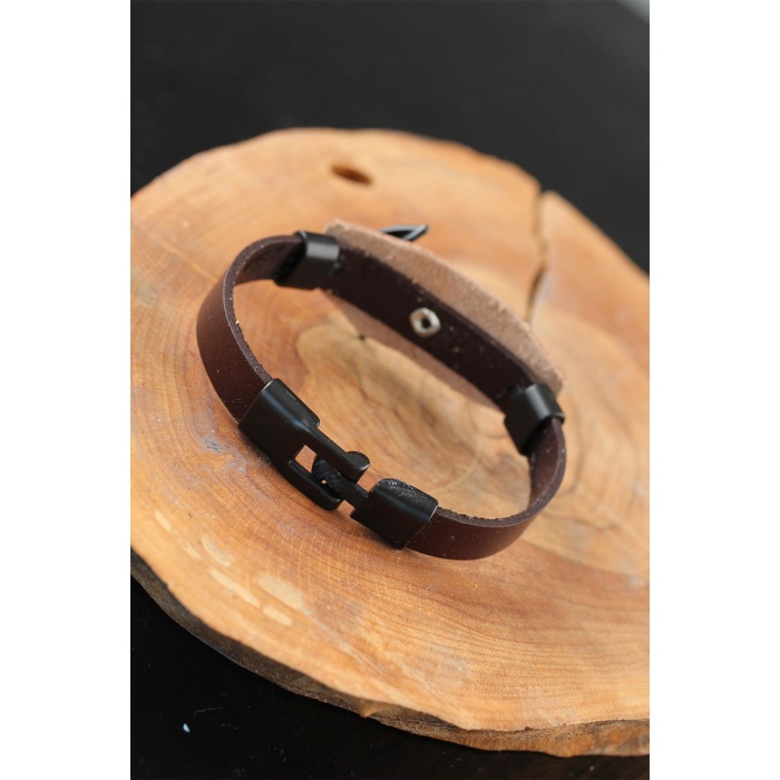 Siyah Deniz Çapalı Çelik Aksesuarlı Kahverengi Deri Erkek Bileklik -