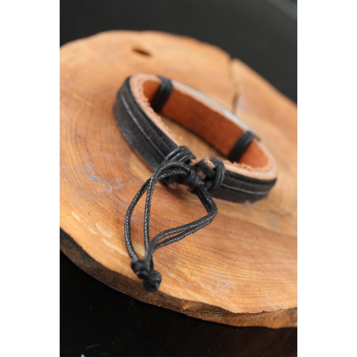 Çelik Aksesuarlı Siyah Renk Deri Erkek Bileklik -