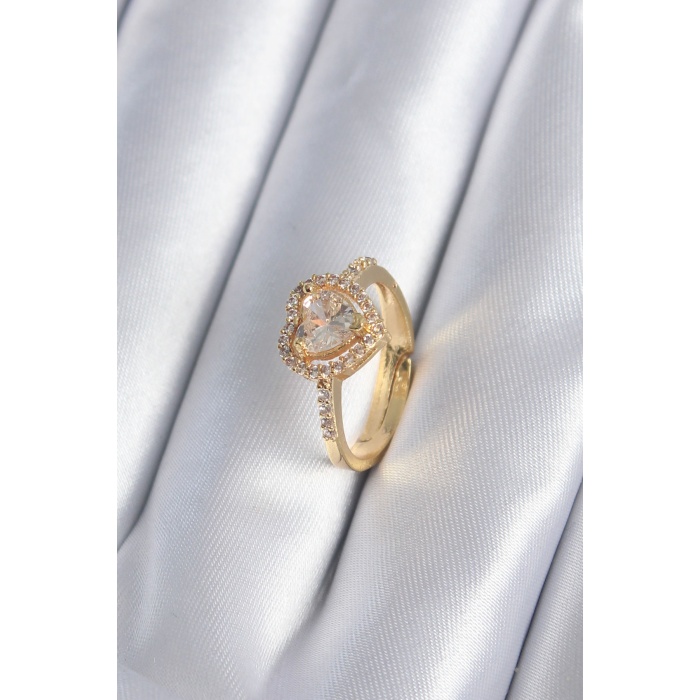 Pirinç Gold Renk Zirkon Taşlı Kalp Charm Model Kadın Yüzük -