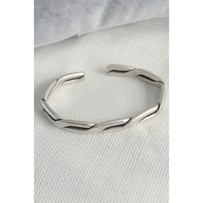 Otantik Gümüş Renk Motif İşleme Plaka Erkek Bileklik -