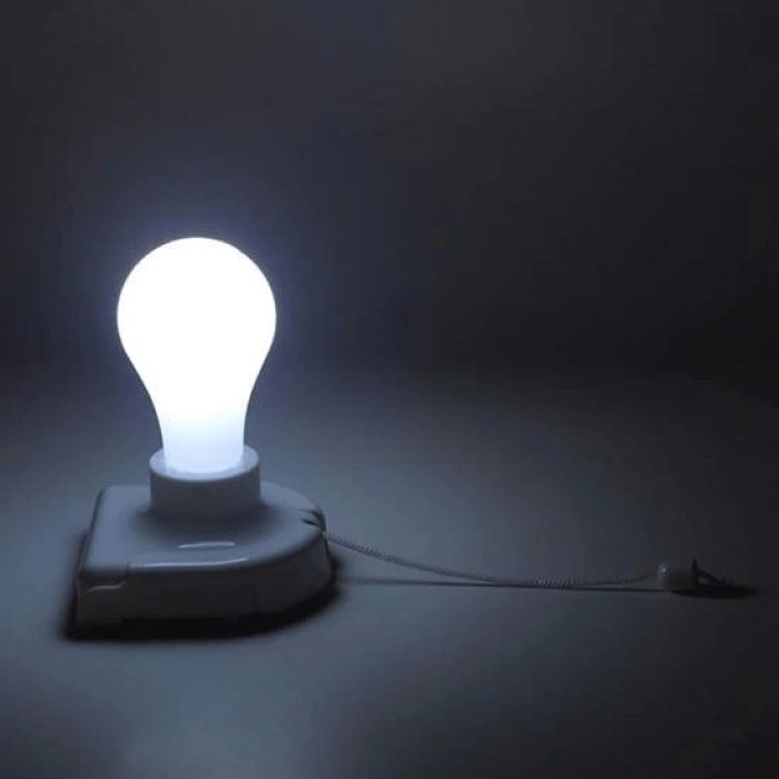 Pratik Pilli Aç Kapa İpli Çek Yak Taşınabilir Led Ampül Lamba ( Lisinya )