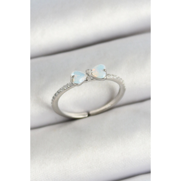 Pirinç Fiyonk Figürlü Zirkon Taşlı Gümüş Renk Ayarlanabilir Kadın Yüzük -