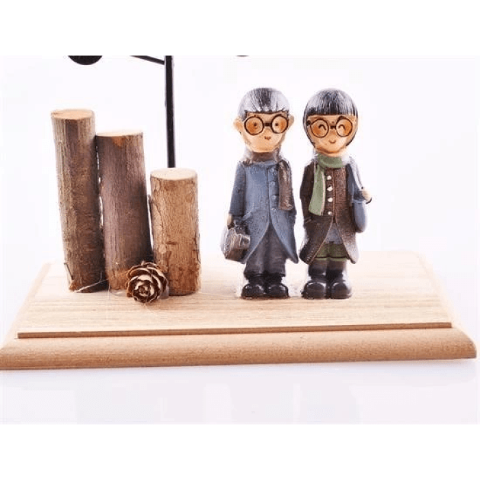 Pilli Işıklı Romantik Çift Tema Büyük Boy Dekoratif Ahşap Biblo ( Lisinya )
