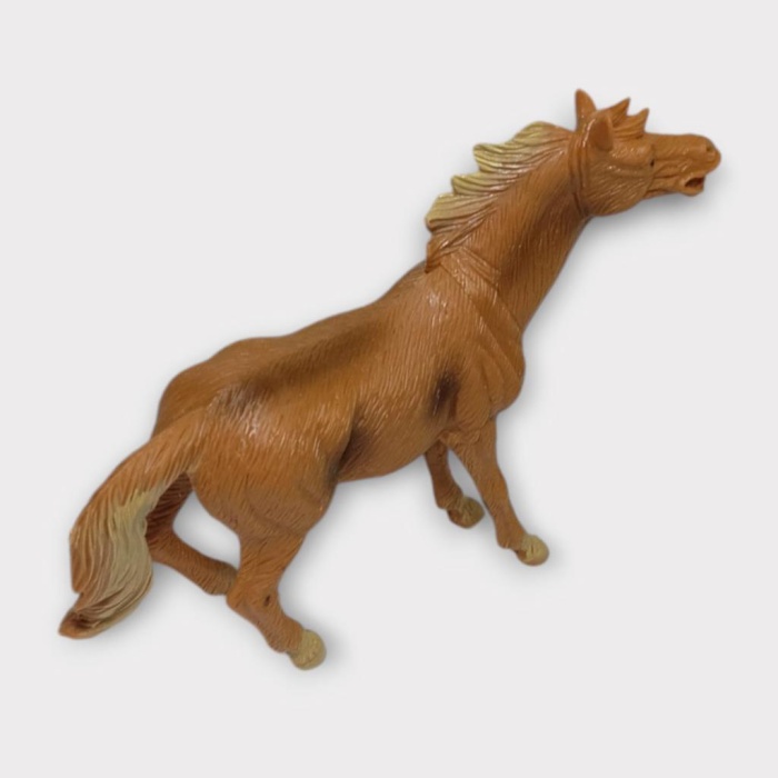 Çiftlik Hayvanları - Kahverengi At (Lisinya)