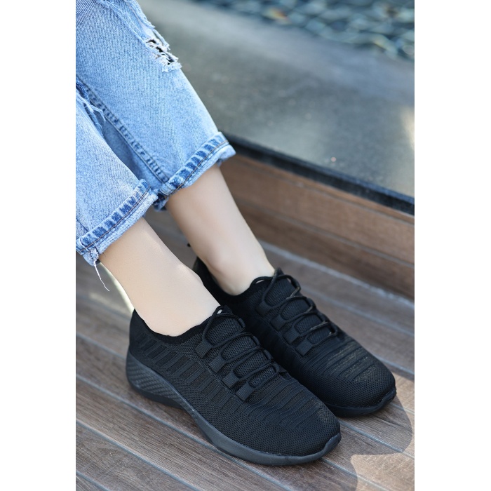 Wina Siyah Triko Spor Ayakkabı - Lisinya