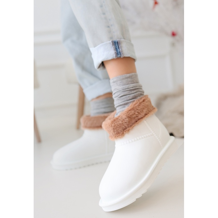 Mordi Beyaz Oval Burunlu Su Geçirmez İçi Kürklü  Bot - Lisinya