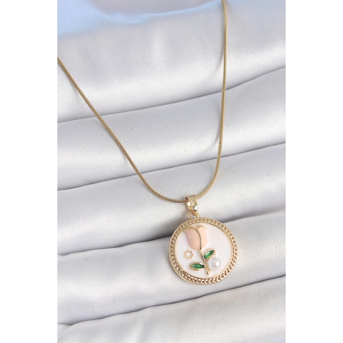 316L Çelik Gold Renk Beyaz Mineli İncili Çiçek İşlemeli Portre Model Kadın Kolye - Lisinya