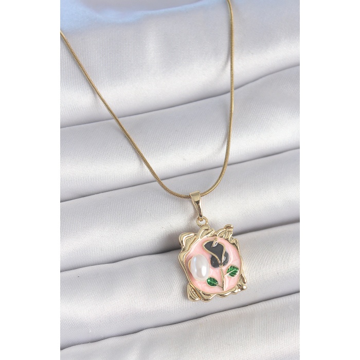 316L Çelik Gold Renk Zincir Pembe Mineli Çiçek İşlemli İnci Detay Portre Model Kadın Kolye - Lisinya