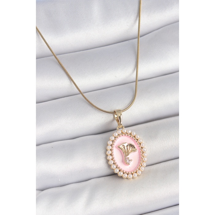 316L Çelik Gold Renk Zincir Pembe Mineli İncli Zirkon Taşlı Çiçek İşlemeli Portre Model Kadın Kolye - Lisinya