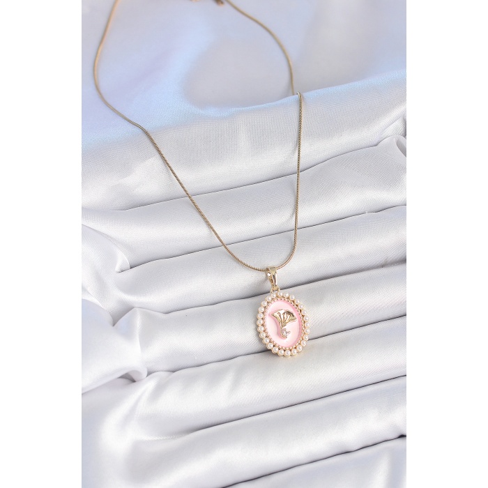 316L Çelik Gold Renk Zincir Pembe Mineli İncli Zirkon Taşlı Çiçek İşlemeli Portre Model Kadın Kolye - Lisinya