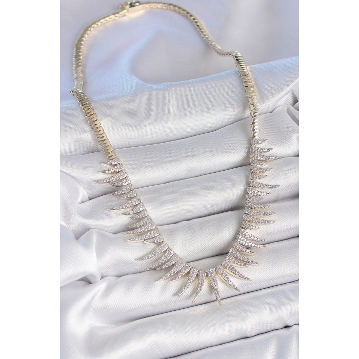 Pirinç Gold Renk Zirkon Taşlı Sivri Model VIP Seri Kadın Kolye - Lisinya