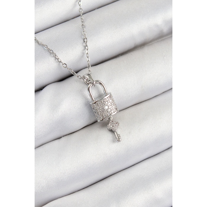 316L Çelik Zirkon Taşlı Kilit Ve Sallantılı Anahtar Model Gümüş Renk Kadın Kolye - Lisinya