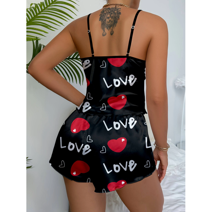 Aşk Temalı Kalp Desenli Siyah Saten Şortlu Gecelik Takım