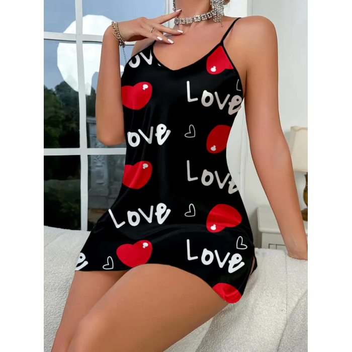 Love Desenli Siyah Saten Gecelik