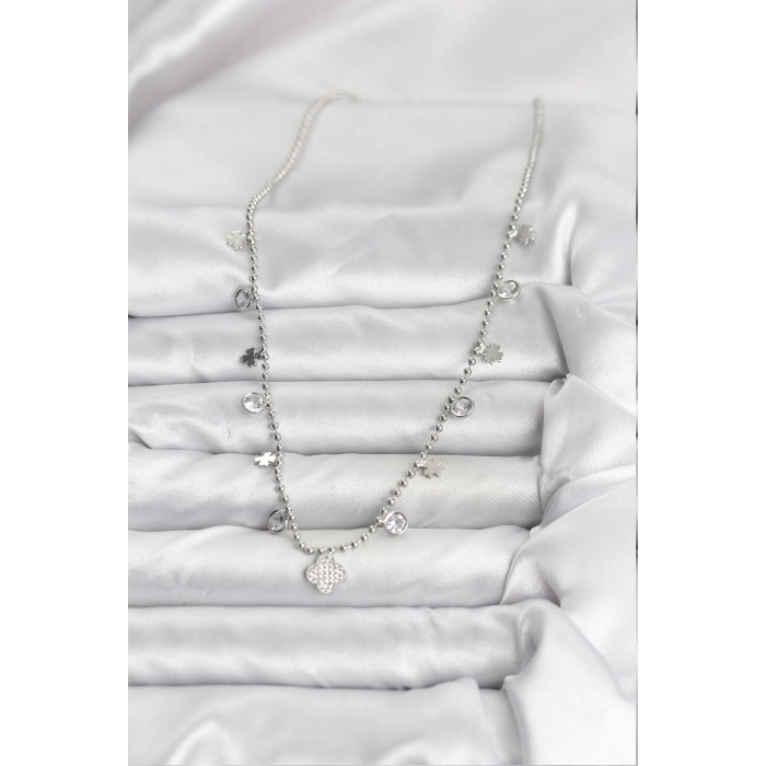 Pirinç Gümüş Renk Yonca Model Kadın Kolye - Lisinya